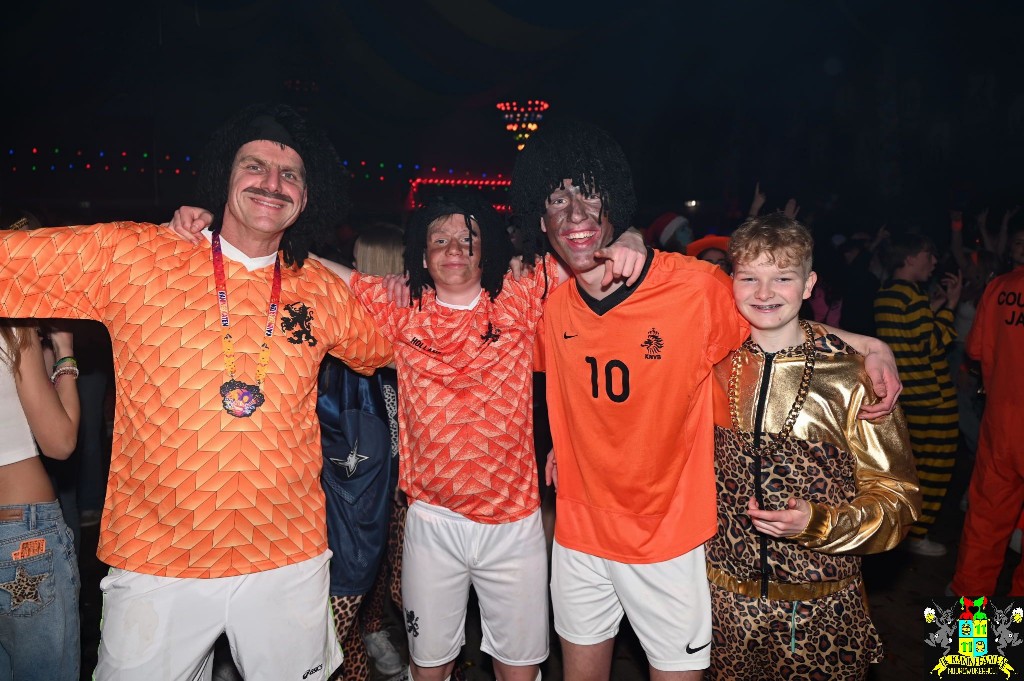 ../Images/Kick off 2025 195.jpg